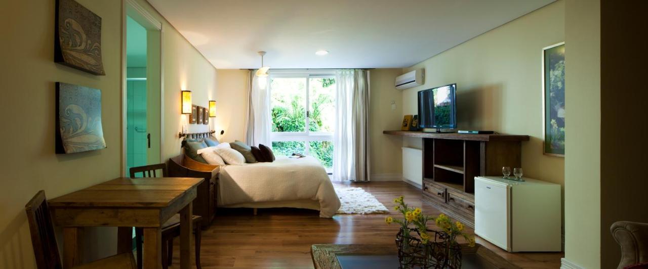 Varanda Das Bromelias Spa Gramado Zewnętrze zdjęcie A room at the hotel