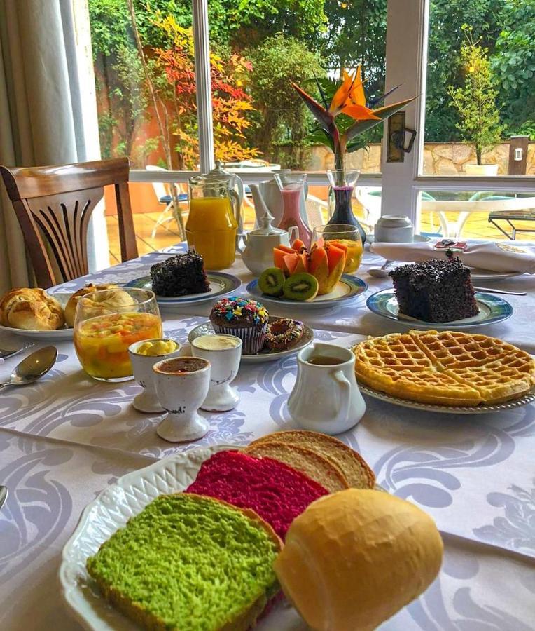 Varanda Das Bromelias Spa Gramado Zewnętrze zdjęcie A typical breakfast